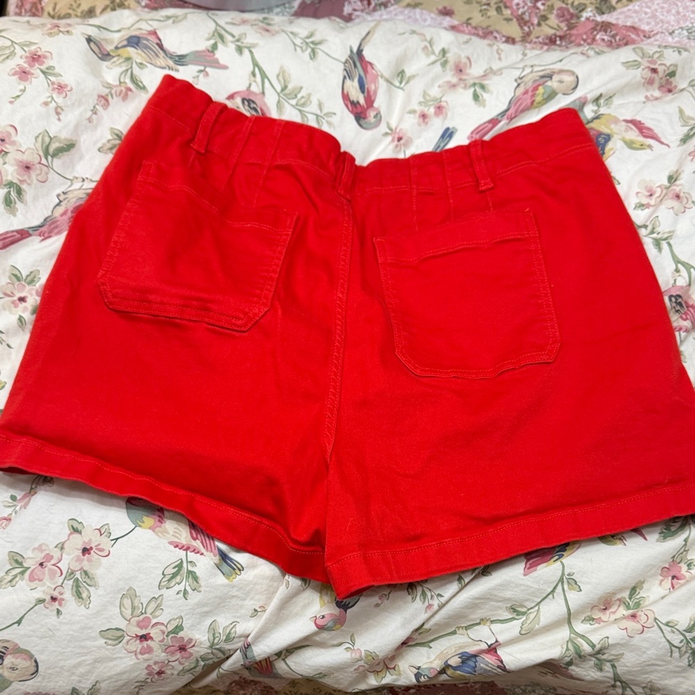 Lauren Conrad Women's Shorts - Picture 3 of 3